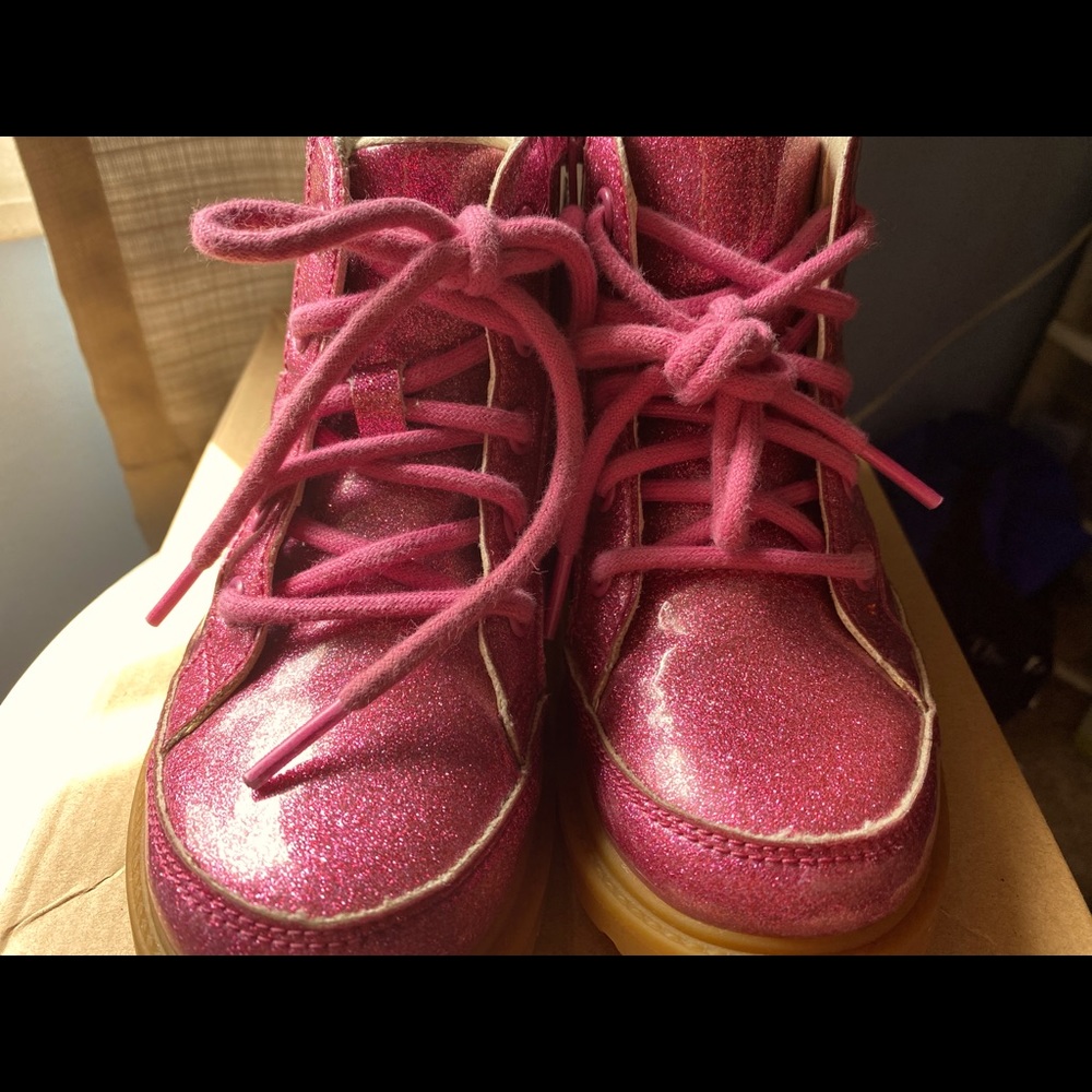 UGG Robles Pink Glitter boots - US size 12